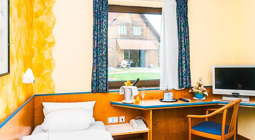 Landhotel Mappacher Hof Bruck in der Oberpfalz Værelse billede